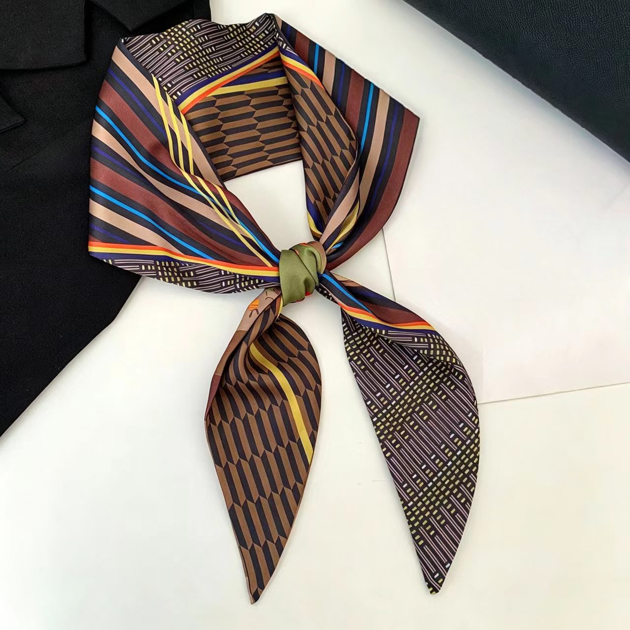 Face Scarf Mask - Роскошный шелковый шарф с принтом и