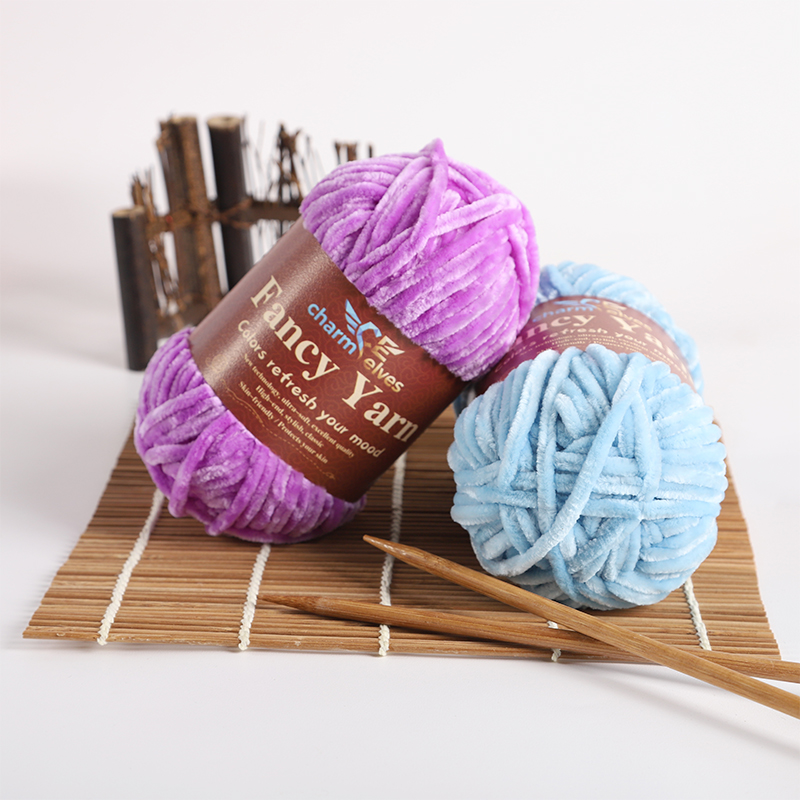 Woven Scarf Blanket - Набор из 2-х мотков теплой вельветовой